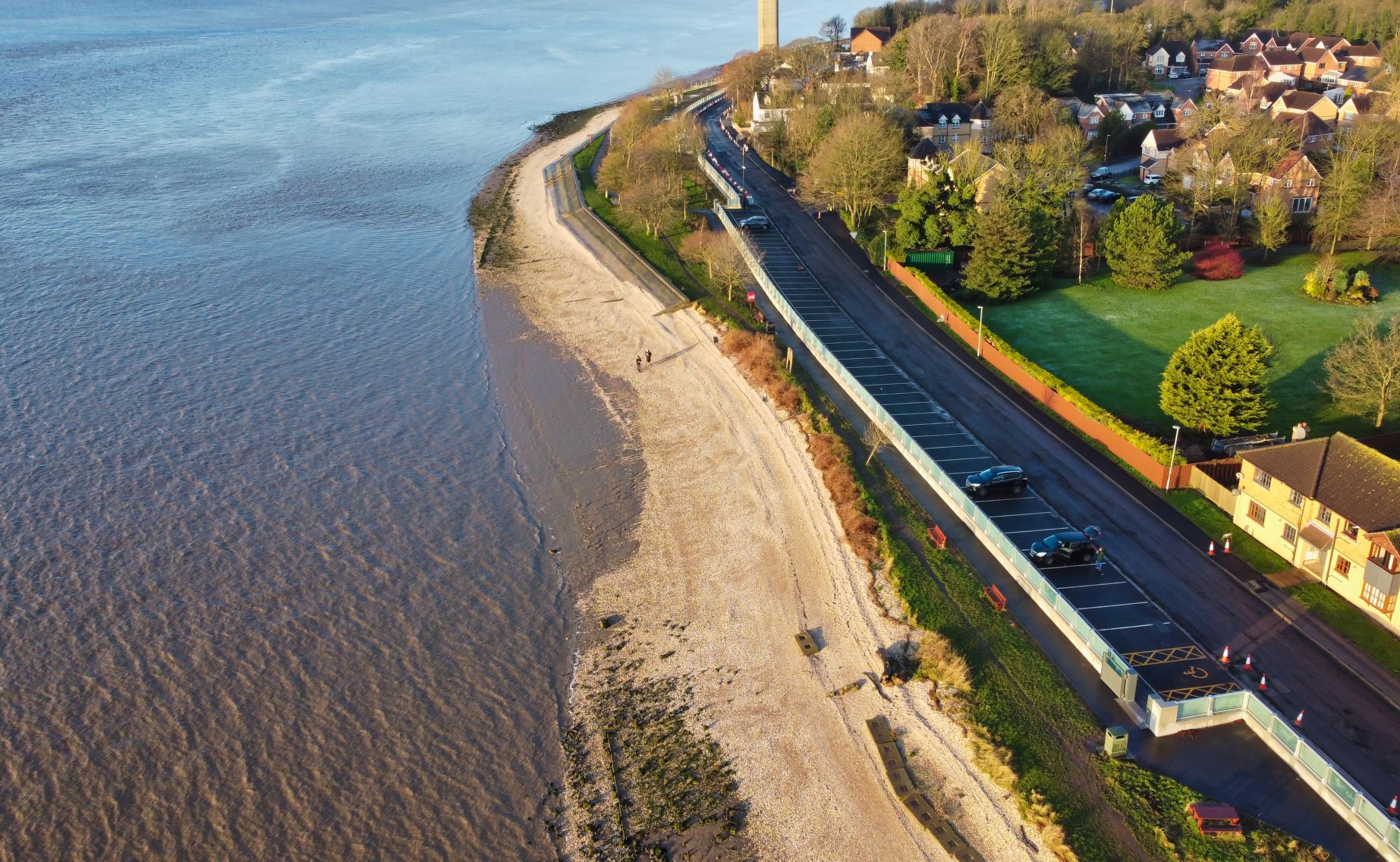 A village and costal road that are right up against the shaw line.